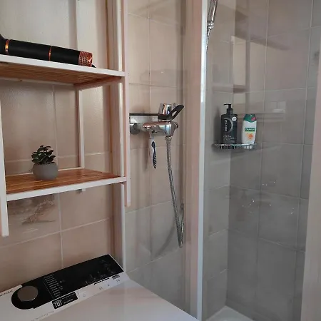 Oeschinensee 7min / Interlaken 20min / Parkplatz