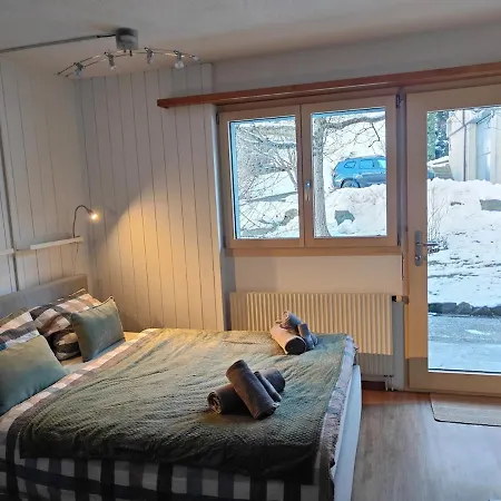 아파트 Oeschinensee 7min / Interlaken 20min / Parkplatz Kandergrund