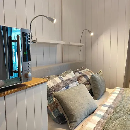 Oeschinensee 7min / Interlaken 20min / Parkplatz *