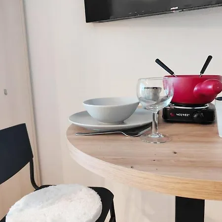 Oeschinensee 7min / Interlaken 20min / Parkplatz 아파트