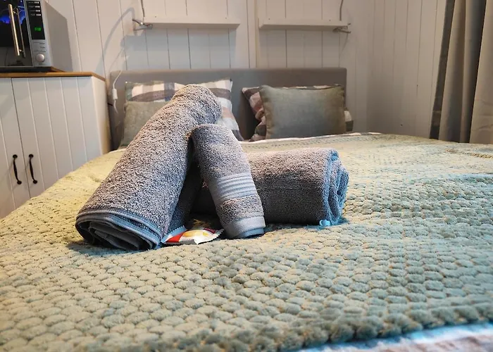 Oeschinensee 7min / Interlaken 20min / Parkplatz *