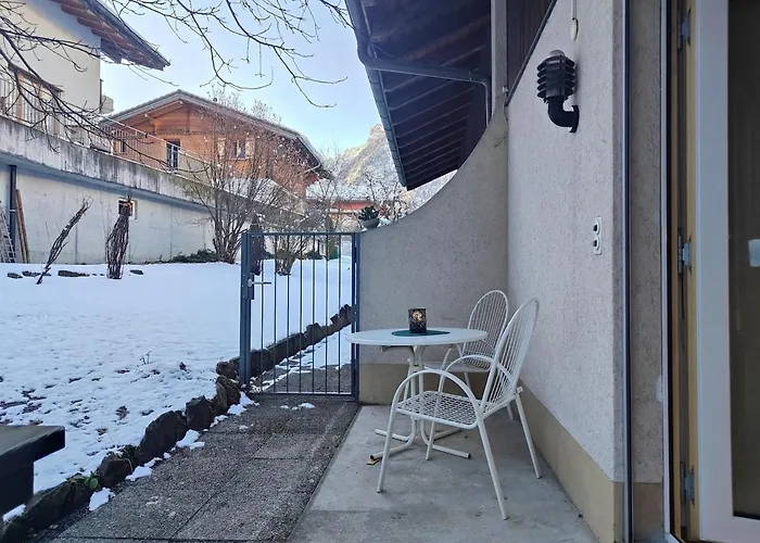 Oeschinensee 7min / Interlaken 20min / Parkplatz