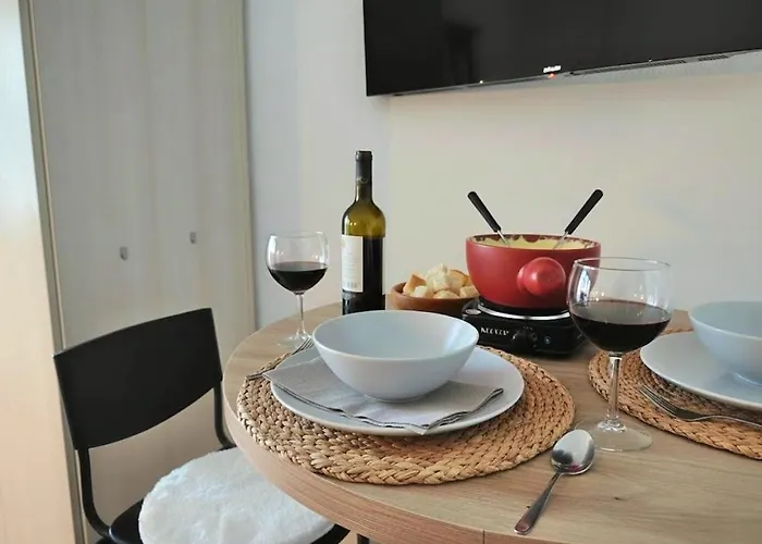 Lägenhet Oeschinensee 7min / Interlaken 20min / Parkplatz *