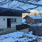 Διαμέρισμα Oeschinensee 7min / Interlaken 20min / Parkplatz